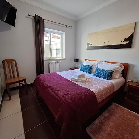 Guesthouse Verissimo Nazaré Buitenkant foto